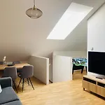 Apstay Eggenberg I Self Check-in I Parking Option 4* Graz