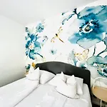 Apartahotel Apstay Eggenberg I Self Check-in I Parking Option Graz