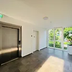 Apstay Eggenberg I Self Check-in I Parking Option Apartahotel 4*