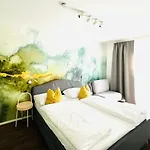 Apstay Eggenberg I Self Check-in I Parking Option Graz