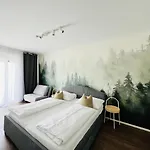 Apart-hotel Apstay Eggenberg I Self Check-in I Breakfast I Parking 4*