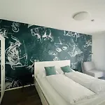 Apartahotel Apstay Eggenberg I Self Check-in I Parking Option Graz