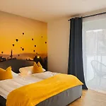 Apstay Eggenberg I Self Check-in I Parking Option 4* Graz