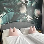 Apstay Eggenberg I Self Check-in I Parking Option Graz