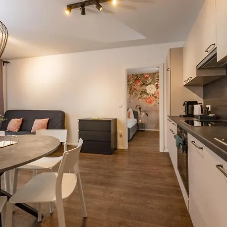 Apartahotel Apstay Eggenberg I Self Check-in I Parking Option Graz