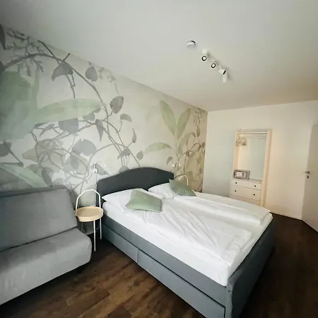 Apstay Eggenberg I Self Check-in I Parking 4* Graz