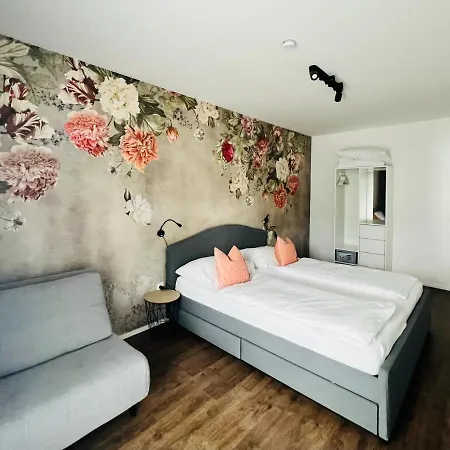 Apstay Eggenberg I Self Check-in I Parking Option