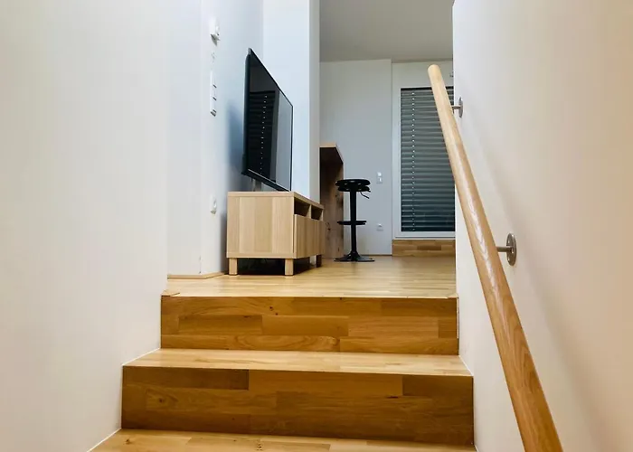 Apstay Eggenberg I Self Check-in I Parking Option 4* Грац